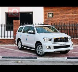 Toyota Sequoia